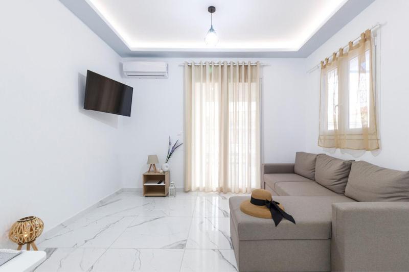 Apartamento Nikogroup Plaza Polychrono Exterior foto