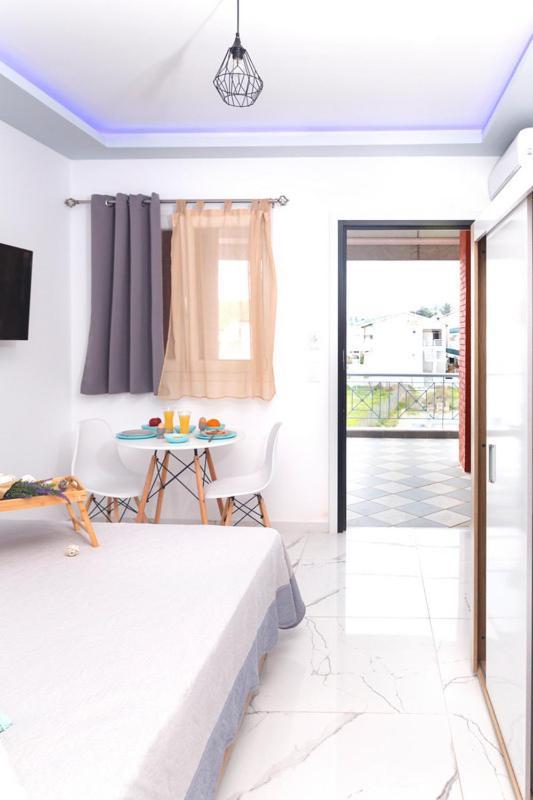Apartamento Nikogroup Plaza Polychrono Exterior foto